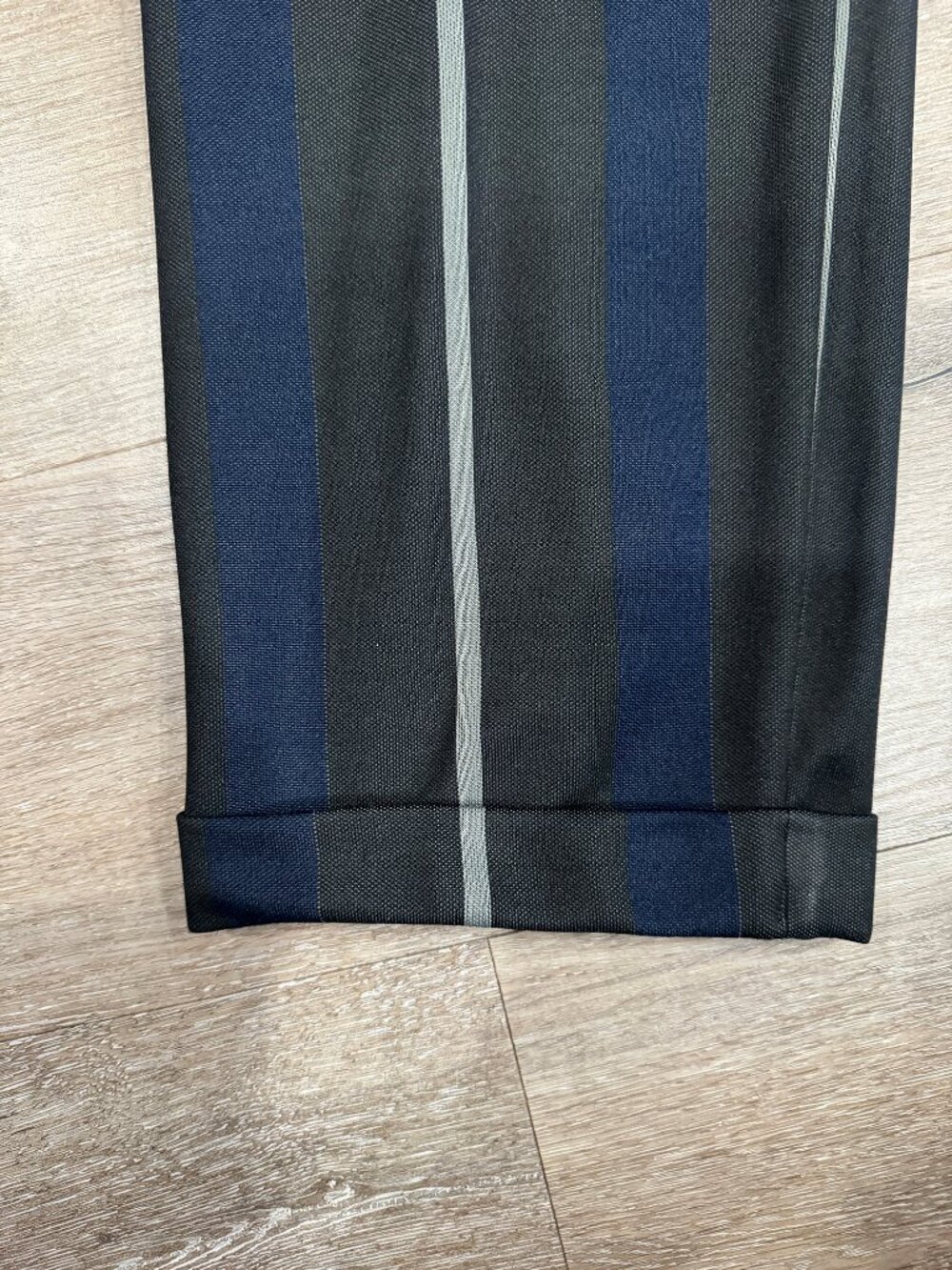 Y-3 vertical striped cuffed trousers - Large. (38") - Picture 3 of 6
